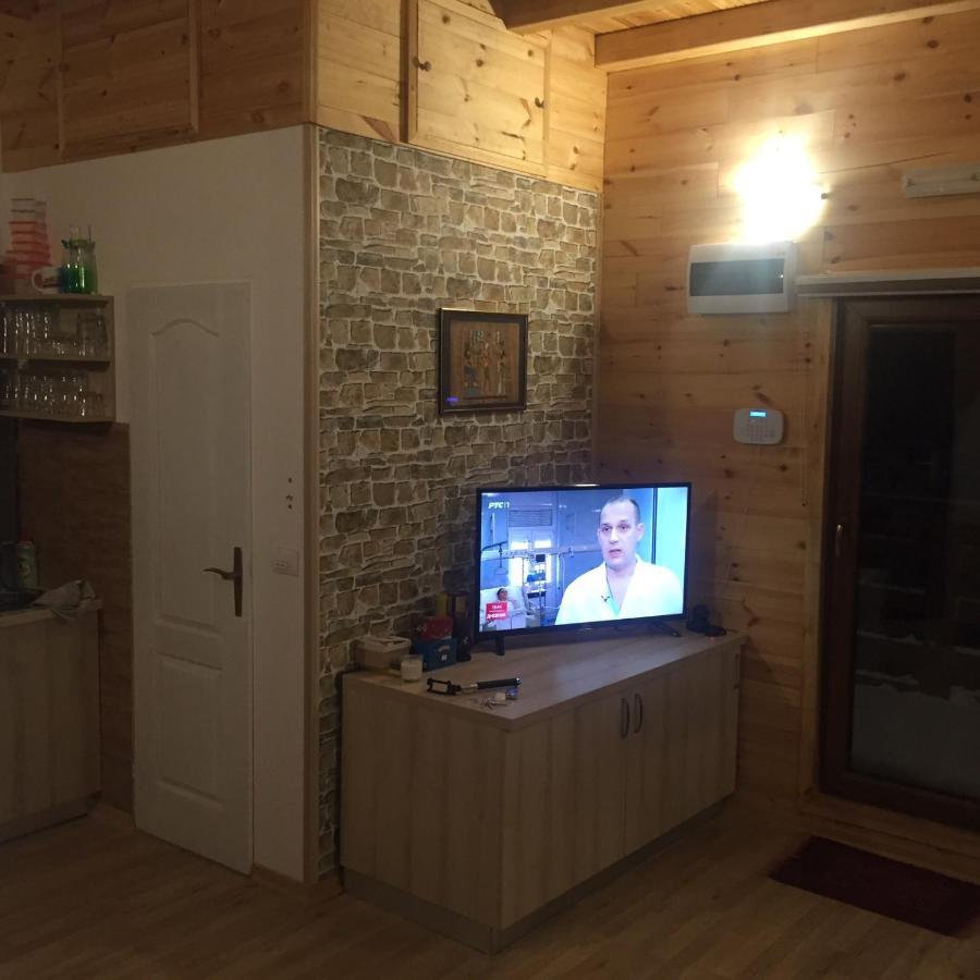 Apartmani Tornik-Planinska Kuca Zdravkovic Dobroselica Exterior photo